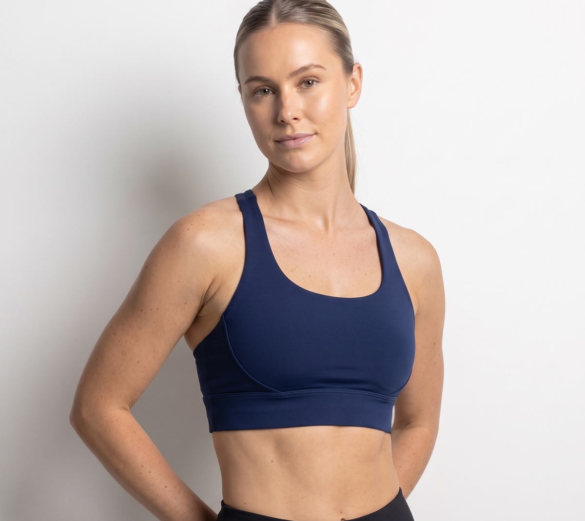 Women's Medium-Support Cross-Strap Sports Bra
