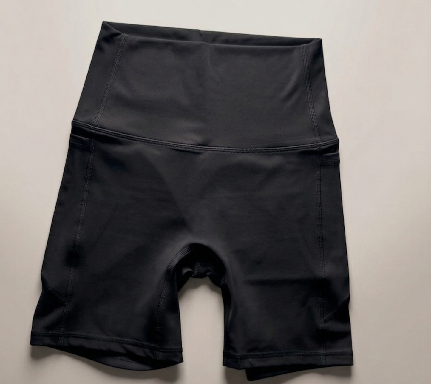 Women’s High-Waist Shorts with Pockets
