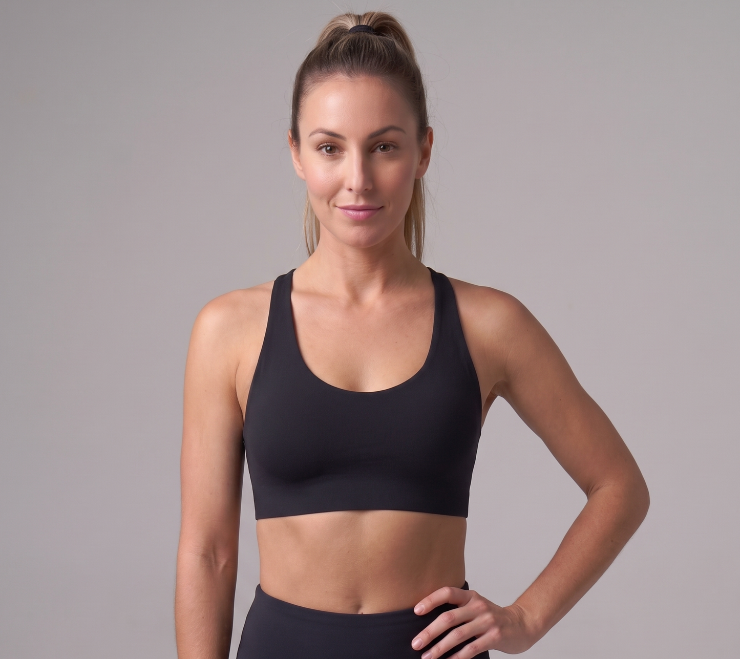 Women’s High-Support Wide-Strap Sports Bra